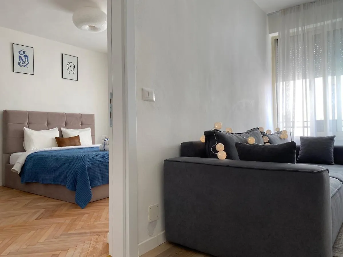 Myslym Shyri'S Apartments Tirana Aparthotel