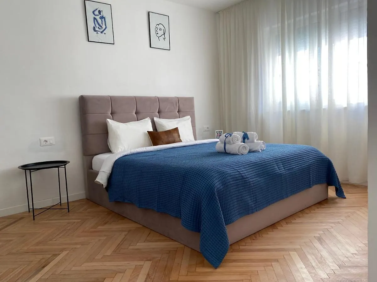 Myslym Shyri'S Apartments 地拉那 公寓式酒店
