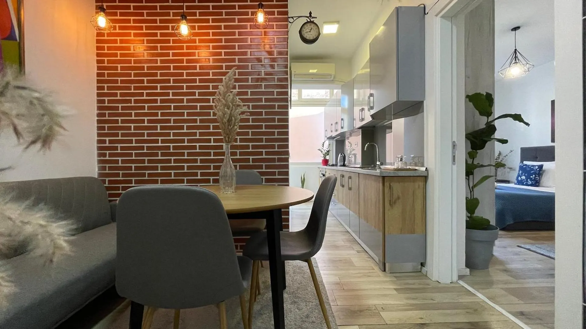 Myslym Shyri'S Apartments 地拉那